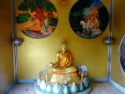 384  Phra Maha Chedi Tripob Trimongkol.JPG